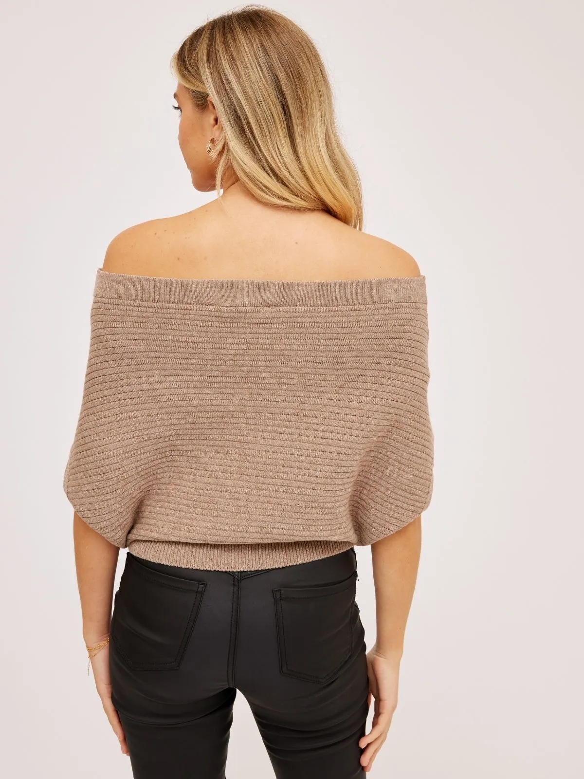 Ashleigh Knitted Off-Shoulder Top / Beige Marl