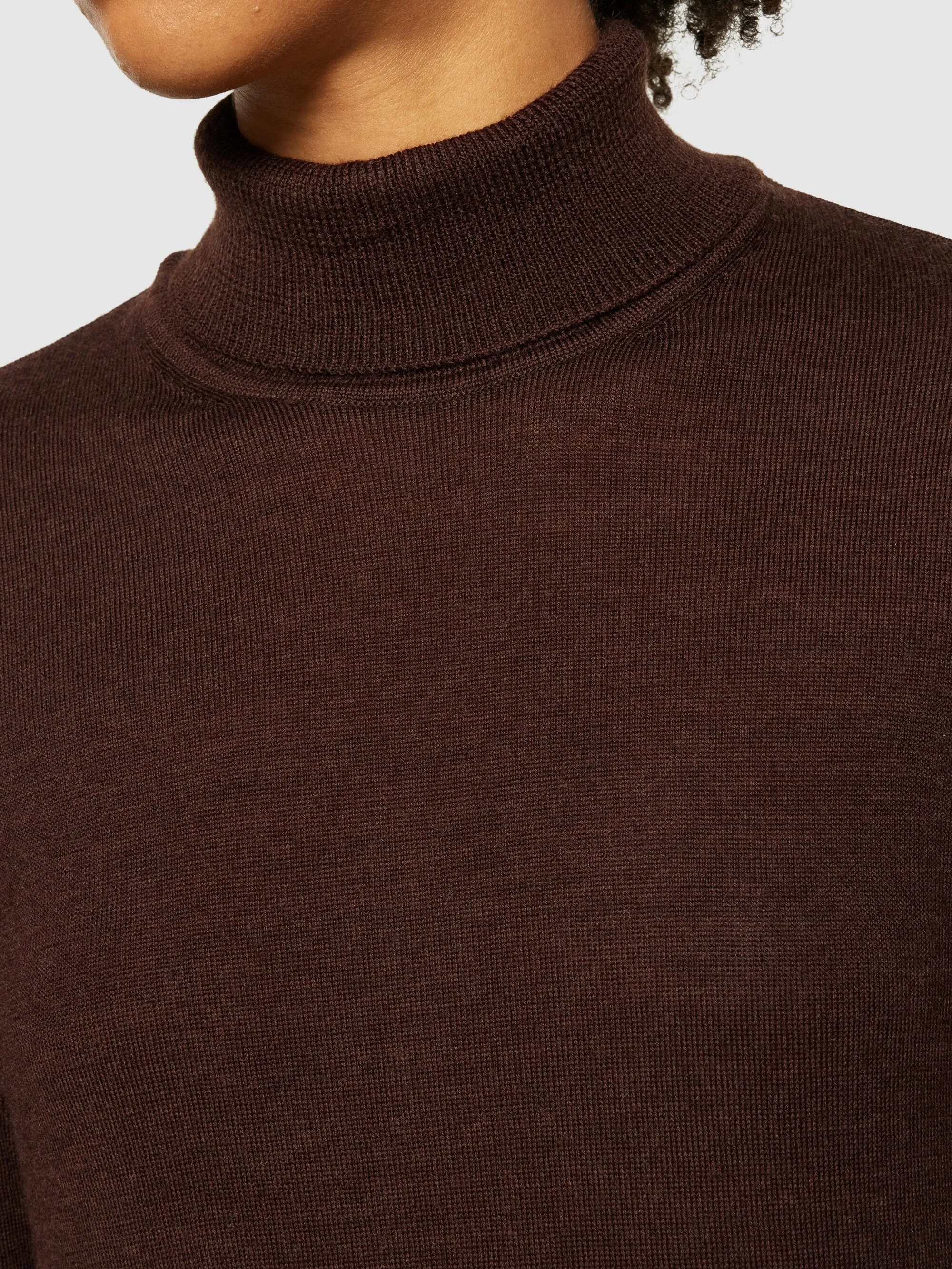 Fine merino roll neck - RWS - Demitasse (brown)